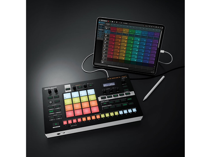 【値下げ可】 Roland VERSELAB MV-1 楽曲制作マシン Roland VERSELAB MV-1 | 即戦力のオールインワン・トラック