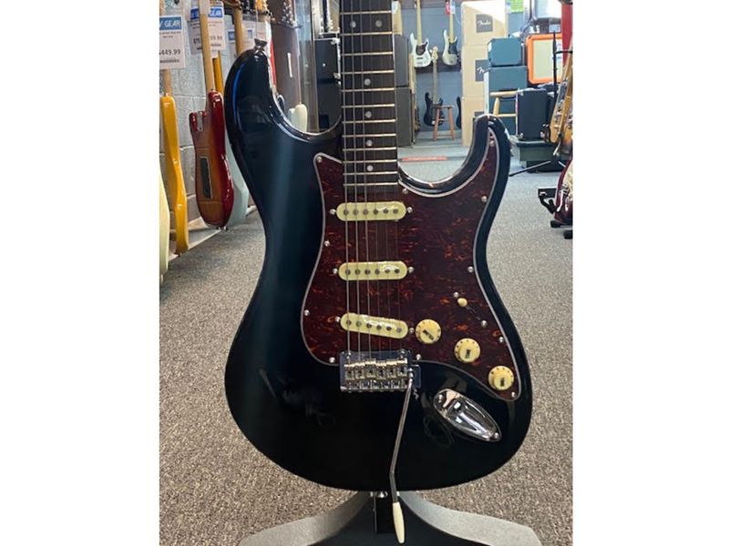 Jim's Music - Tagima T635 Classic-BK-DF/TT