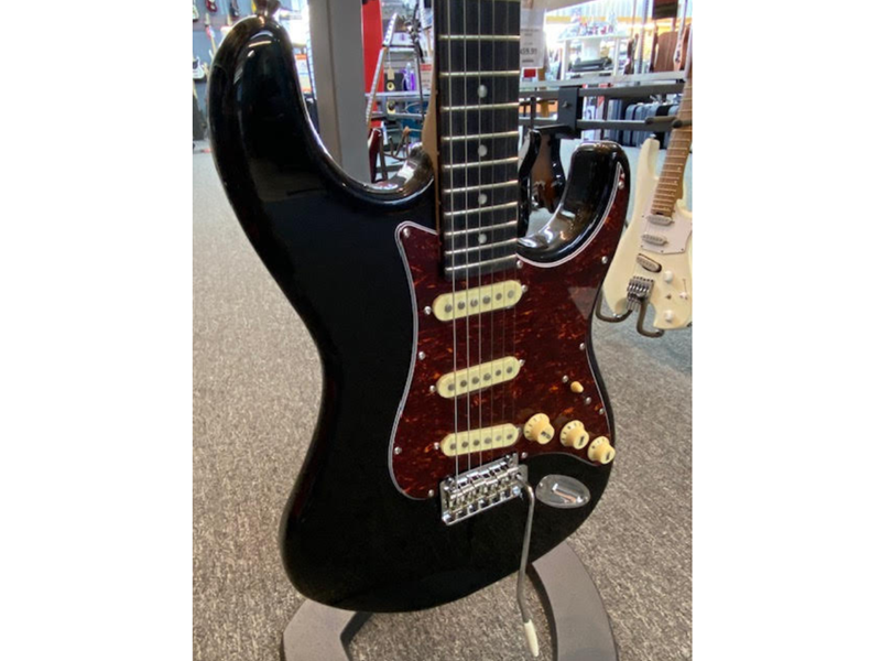 Jim's Music - Tagima T635 Classic-BK-DF/TT