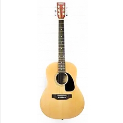 Acoustic 3/4 Tanara guitar